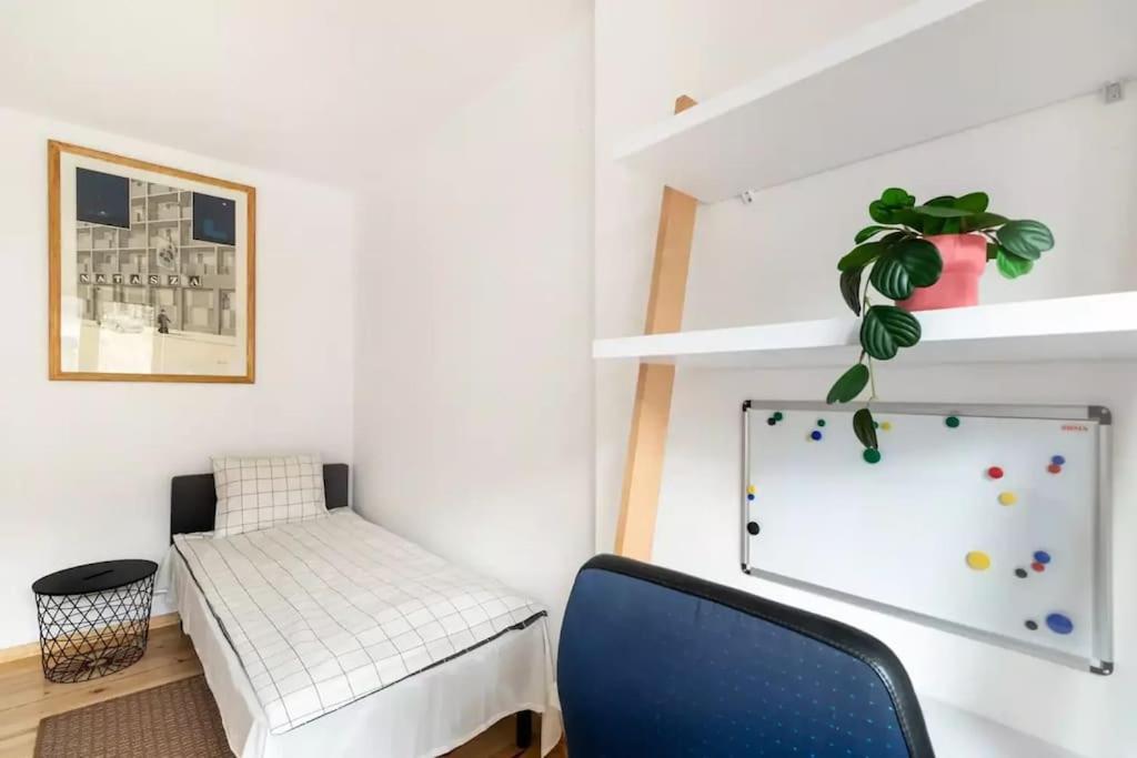 Lägenhet Cozy With 6 Bedrooms *