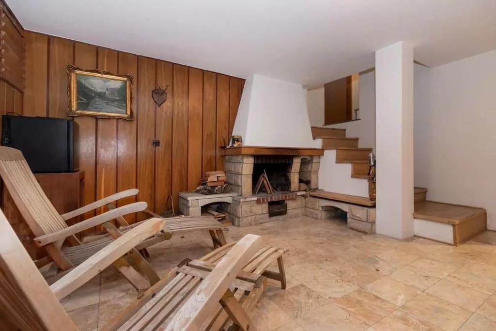 Cozy With 6 Bedrooms * Warszawa